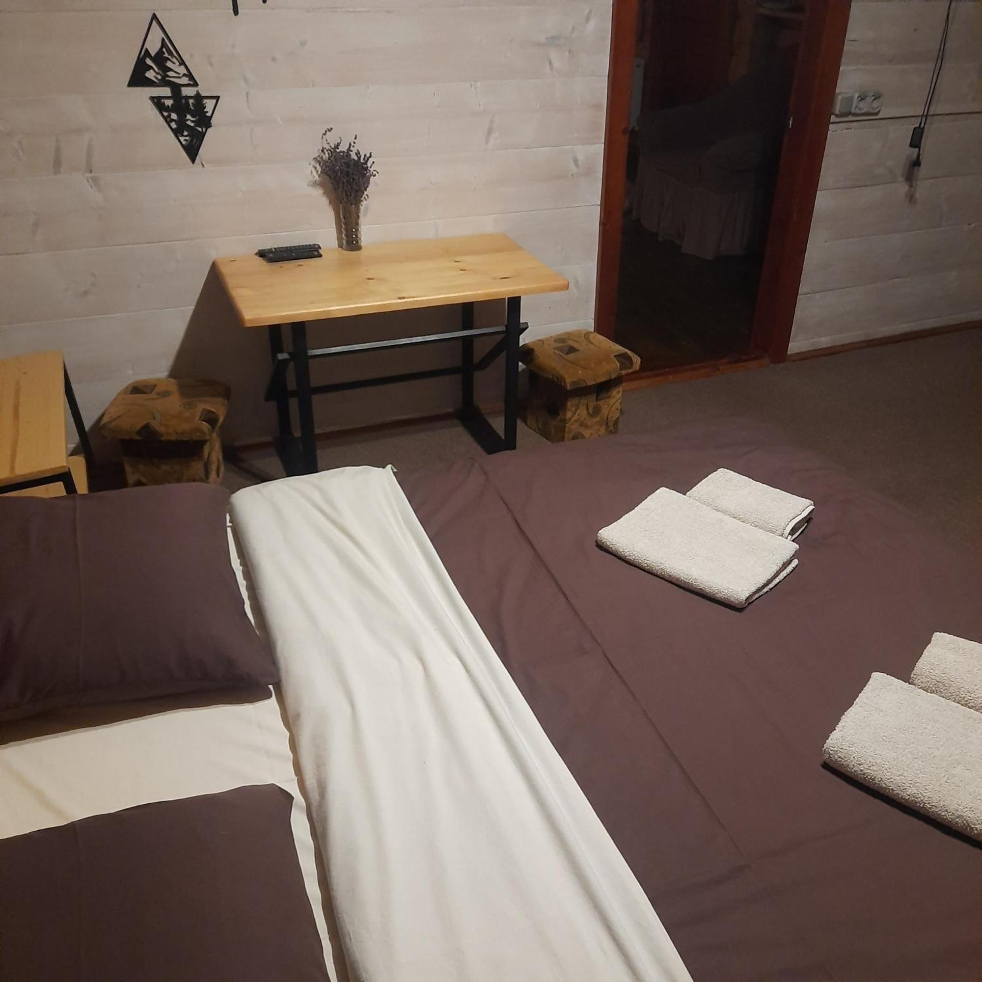 Hotel Lucy Yaremche Habitación foto